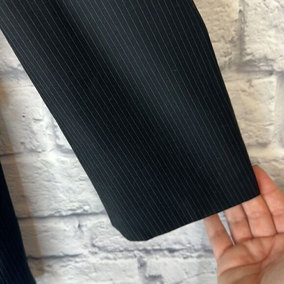 Kenneth Cole Reaction Men’s Blazer Black Pinstripe Jacket Size 40R - Picture 3 of 7